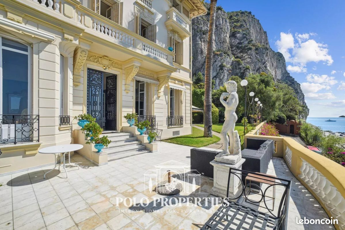 Maison 10 pièces 527 m² · à Beaulieu-sur-Mer · 527 m² · 15 000 000 €