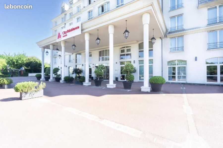 Appartement 1 pièce 30 m² · à Roissy-en-France · 30 m² · 87 148 €