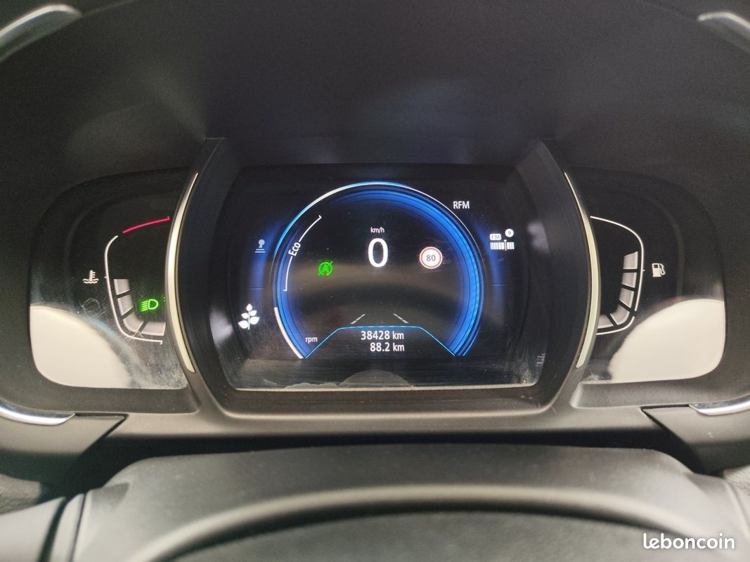 RENAULT SCENIC IV TCe 115 FAP Zen - Bluetooth - GPS - Clim Bizone - Garantie 12 mois (image 14)