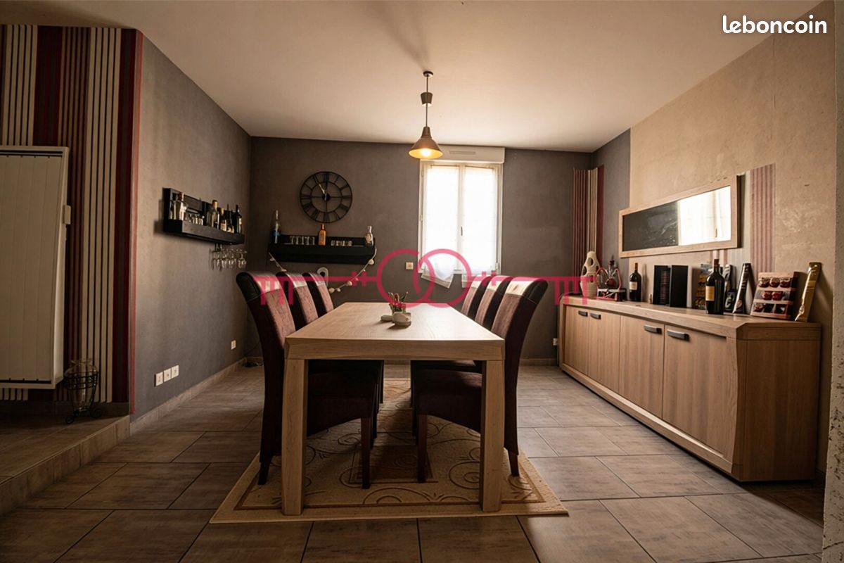 Maison 8 pièces 277 m² · à Thibie · 277 m² · 269 999 €