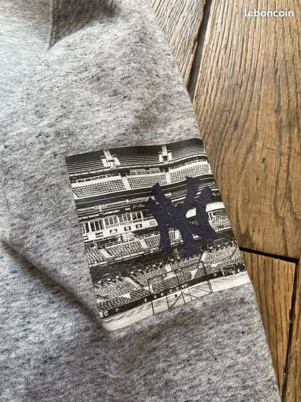 Pull Sweatshirt New York Yankees Majestic Crew - Gris Chiné Taille XL, Occasion Très Bon état