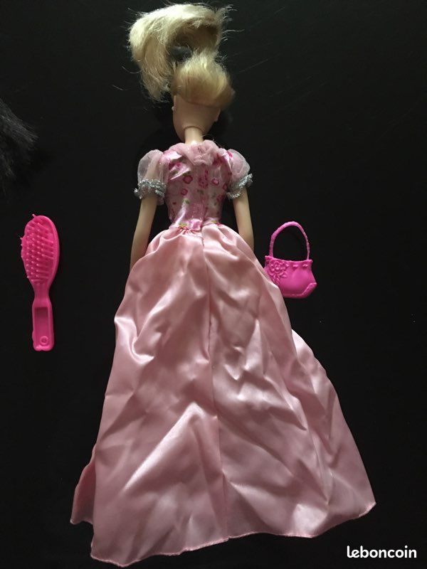 Lot barbie mariage (image 2)