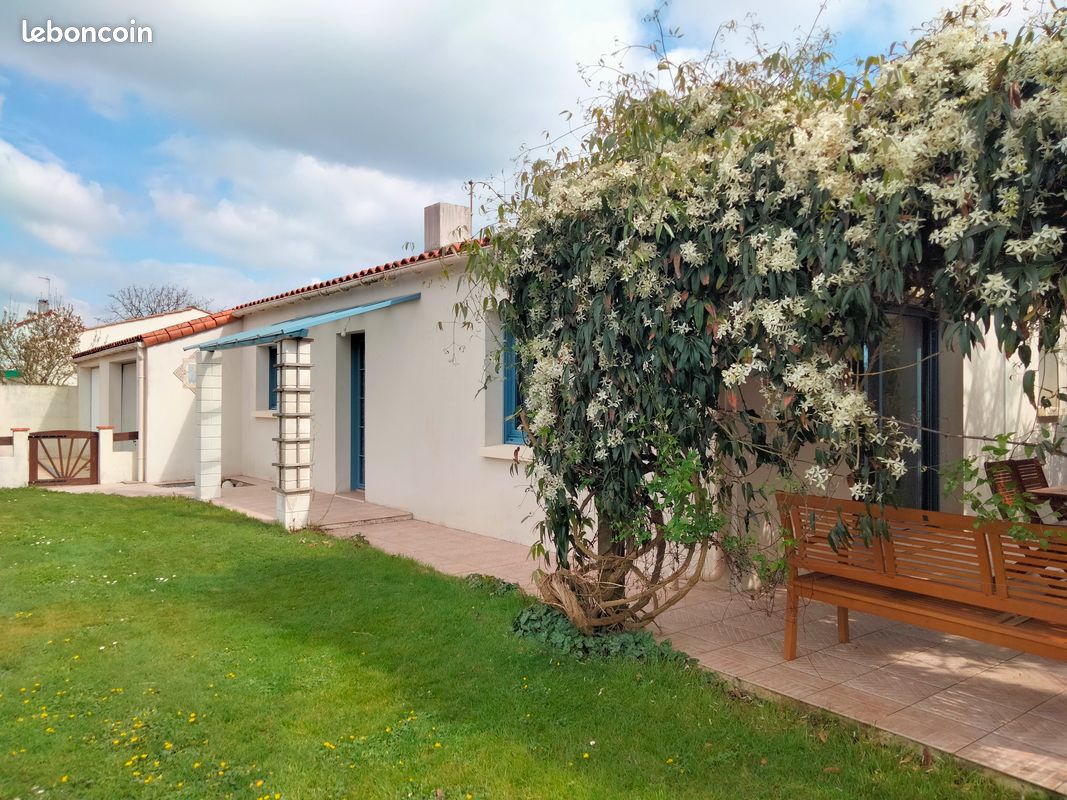 Maison 5 pièces 90 m² · aux Achards · 90 m² · 289 500 €