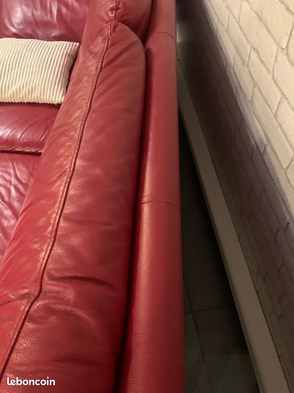 Canapé design rouge cuir vintage (image 6)