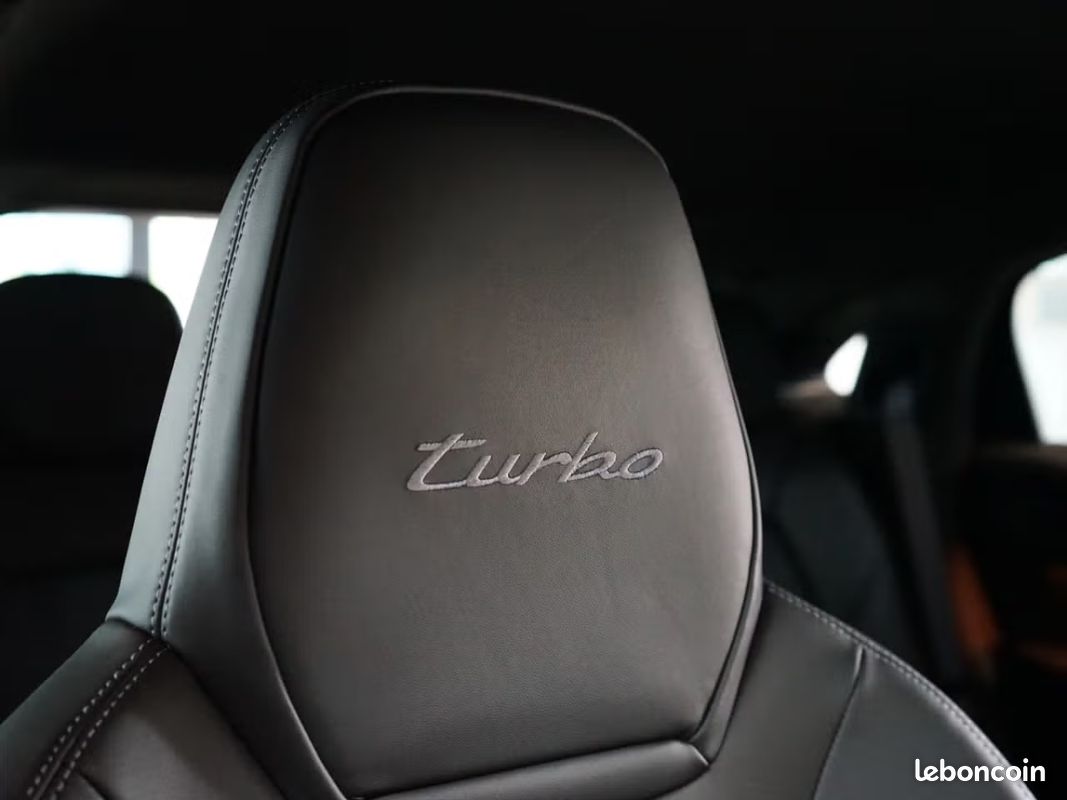 Porsche Cayenne Coupé 4.0 V8 TURBO E-HYBRID PACK GT 739 ch FULL OPTIONS LOA A PARTIR DE 1 759 Eur/ MOIS (image 35)