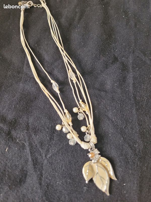 Collier style bohème (image 1)