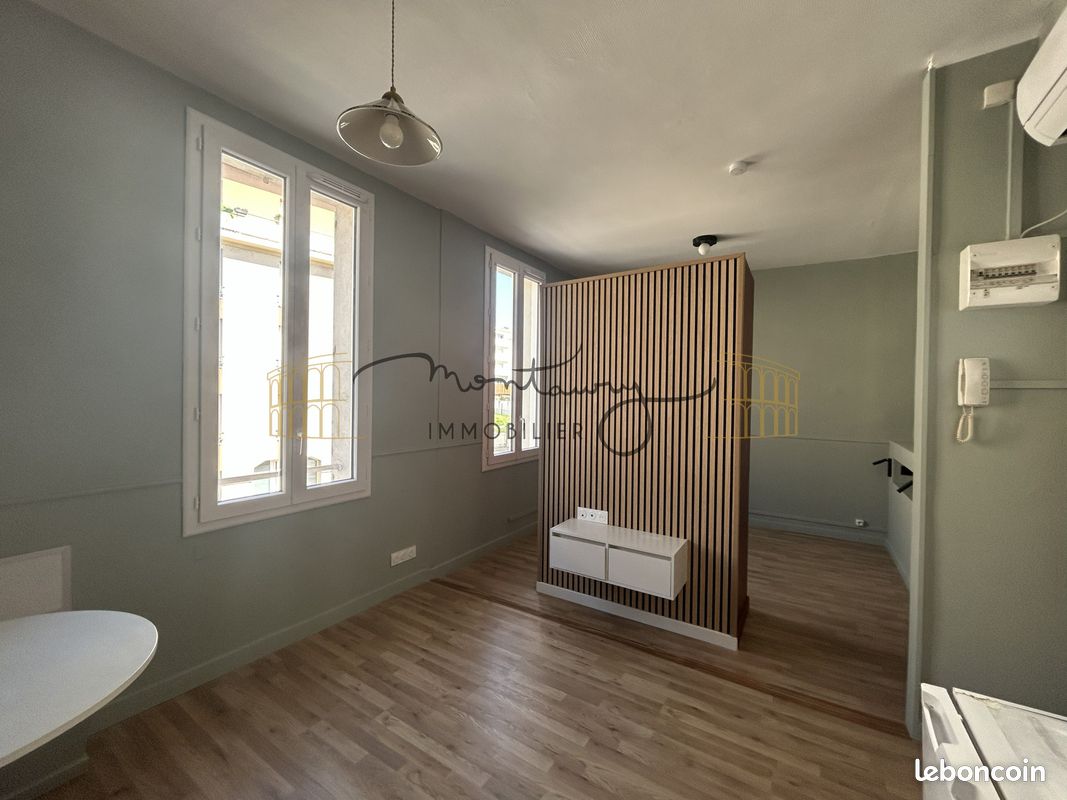 Appartement 1 pièce 25 m² · à Nîmes · 25 m² · 490 €