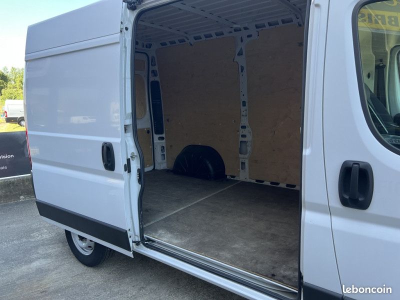Fiat DUCATO FG VITRE 3.3 MH2 2.3 MULTIJET 120CH PRO LOUNGE VITRE (image 7)