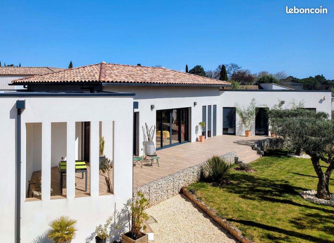 Maison 4 pièces 146 m² · à Tavel · 146 m² · 583 000 €