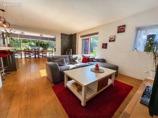 Maison 10 pièces 188 m²