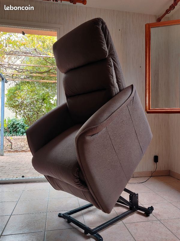 Fauteuil Techniform Releveur 2 moteurs (image 3)