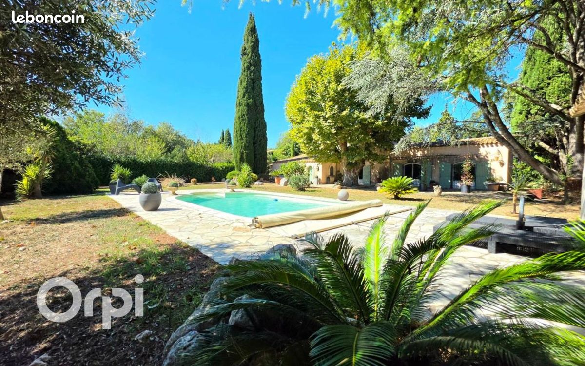 Maison 4 pièces 190 m² · à Arles · 190 m² · 599 000 €