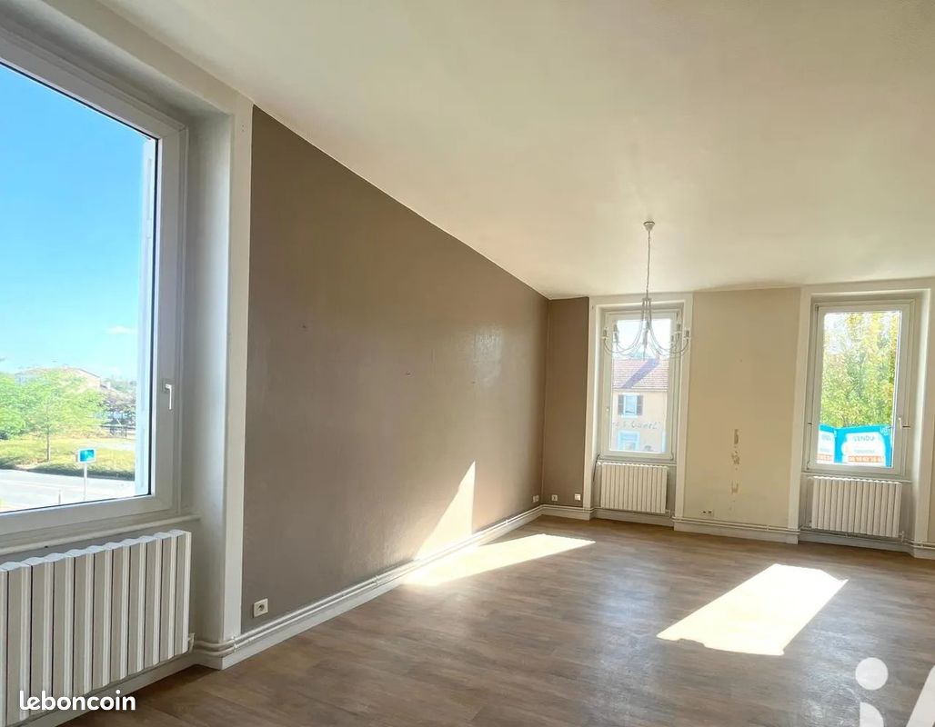Appartement 4 pièces 91 m² · à Saint-Just-Saint-Rambert · 91 m² · 159 000 €