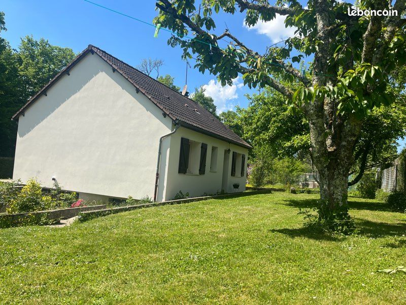 Maison 3 pièces 70 m² · à Bléneau · 70 m² · 700 €