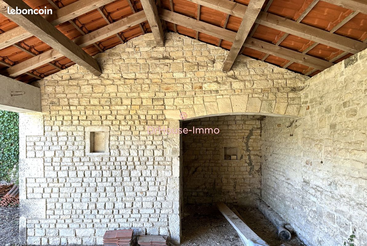Propriété 12 pièces 430 m² - Xambes 16330 (image 3)