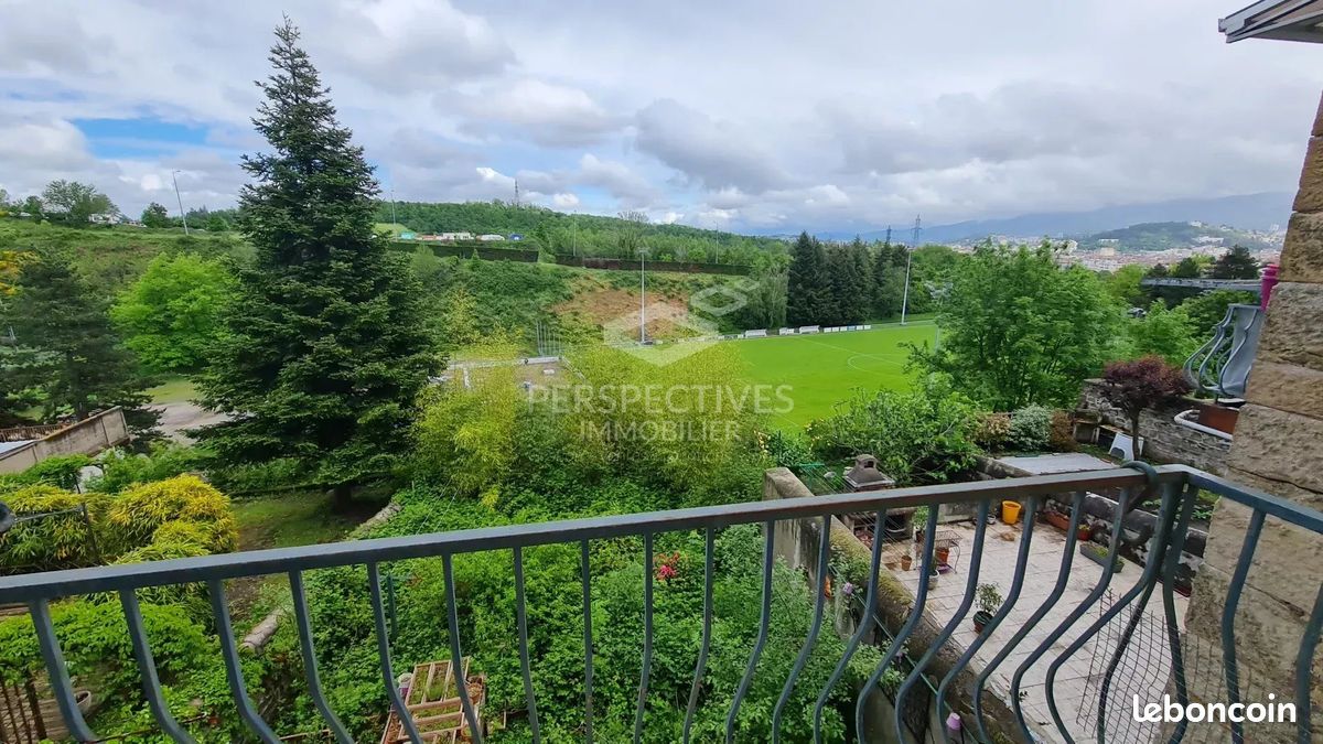 Maison 5 pièces 200 m² · à Saint-Étienne · 200 m² · 99 000 €