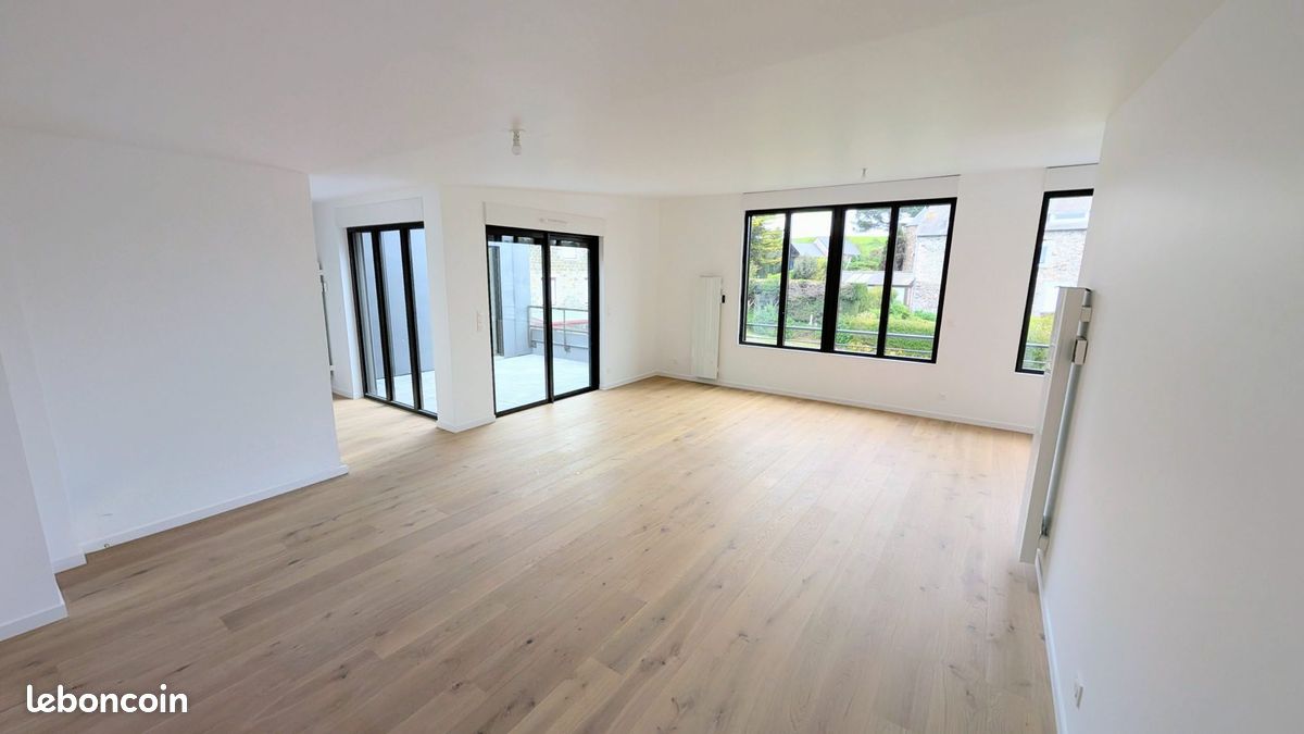 Appartement 5 pièces 135 m² · à Pléneuf-Val-André · 135 m² · 699 000 €