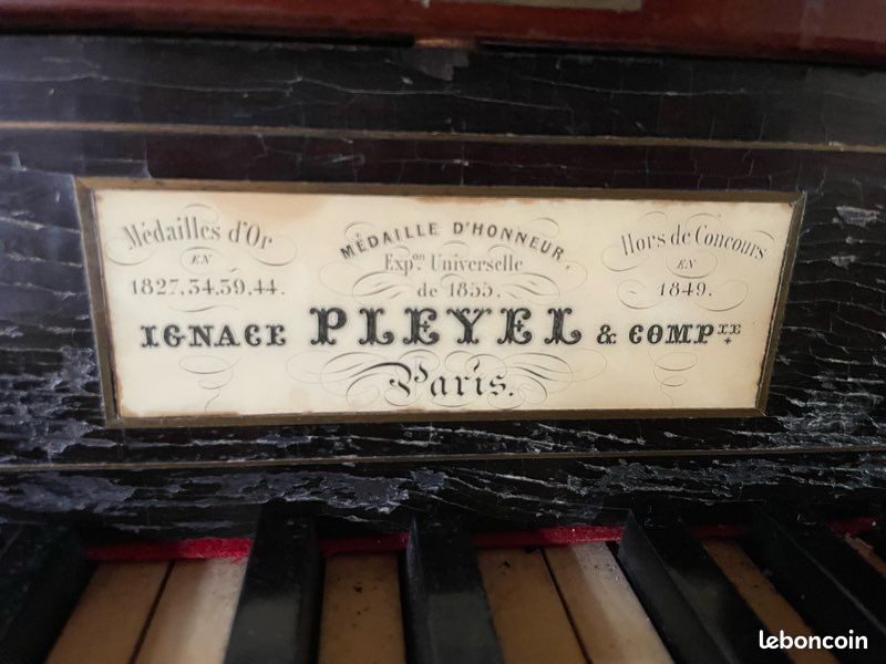 Piano Bar 🎹 🍸 (image 4)