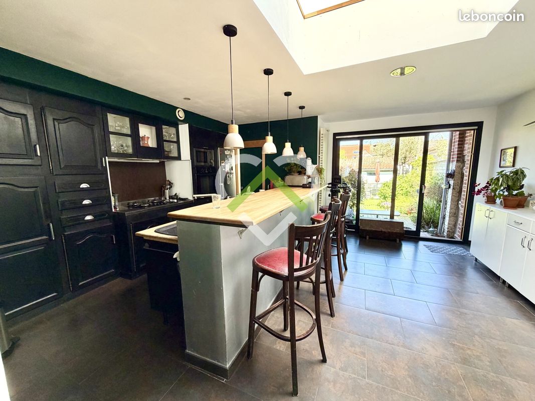 Maison 6 pièces 115 m² · à Villeneuve-d'Ascq · 115 m² · 347 000 €