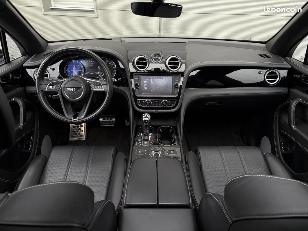 Bentley Bentayga V8 DIESEL 4.0 435 CH 4WD / REVISION 2026 OK (image 16)