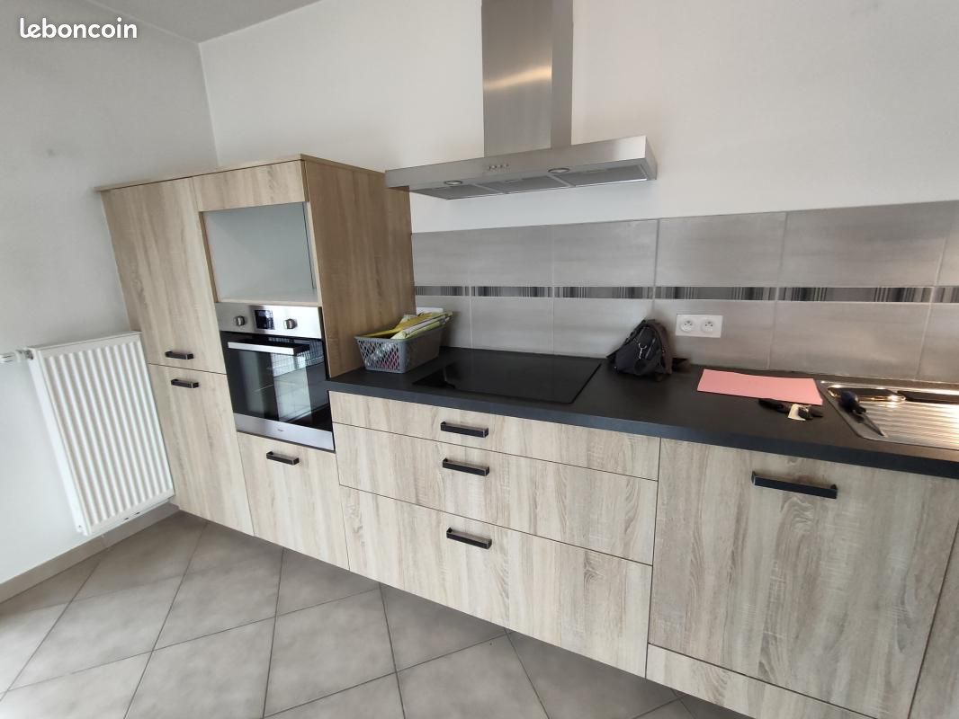 Appartement 3 pièces 68 m² · à Challes-les-Eaux · 68 m² · 889 €/mois