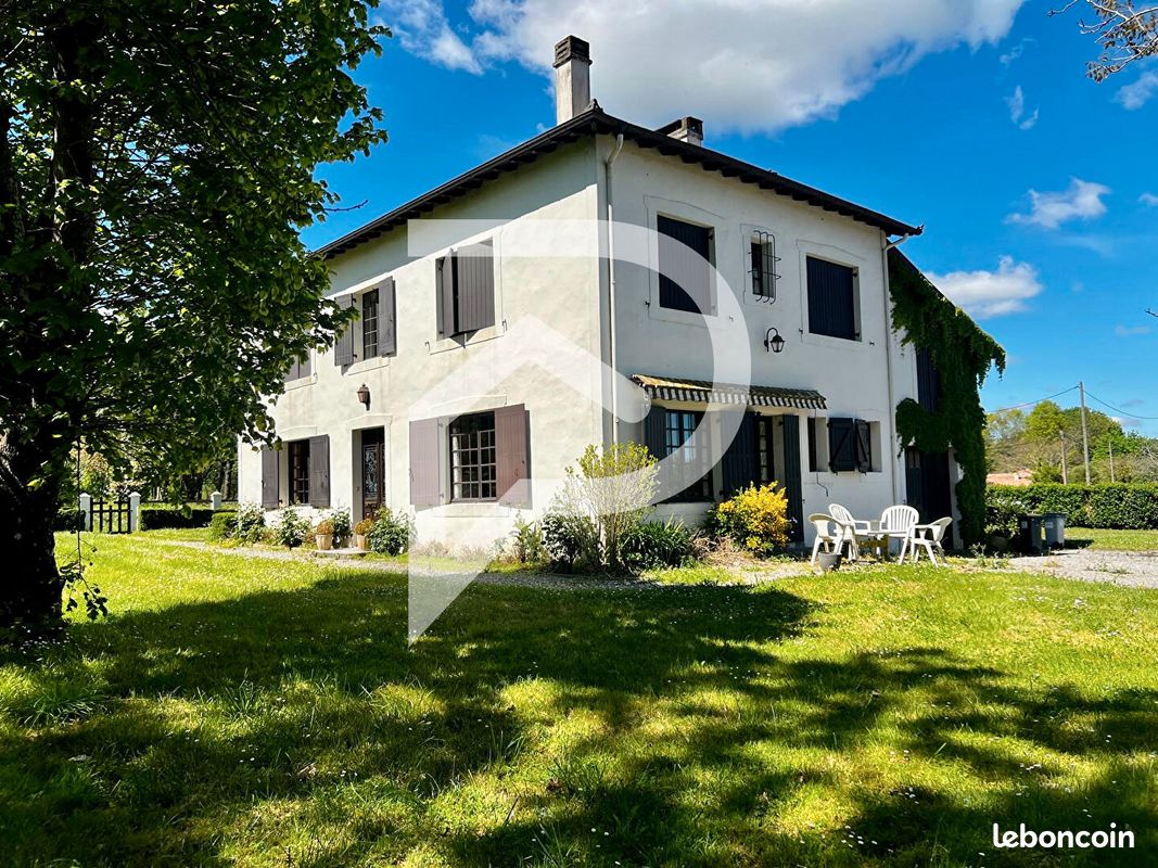 Maison 6 pièces 203 m² · à Peyrehorade · 203 m² · 370 000 €