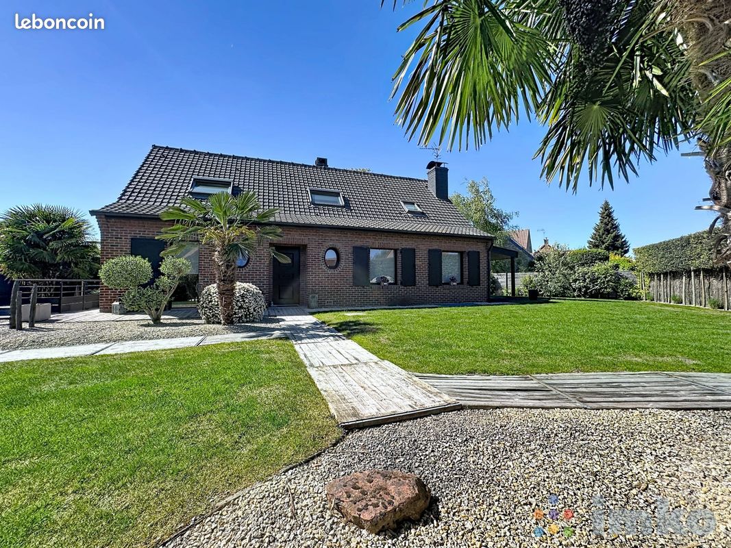 Maison 5 pièces 155 m² · à Toufflers · 155 m² · 569 000 €