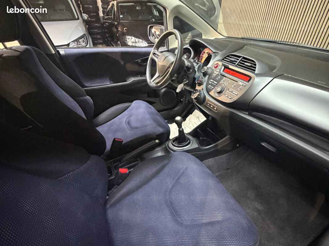 HONDA JAZZ 1.2 i-VTEC S (image 18)