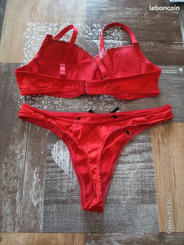 Ensemble Sous Vetements Rouge Ensemble Lingerie Couleur Rouge Pour