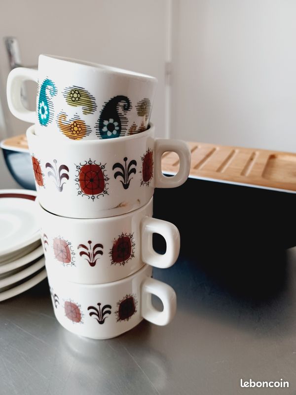 Lot De 14 Tasses Et Sous-tasses Bistrot - Vintage - Voir Photos