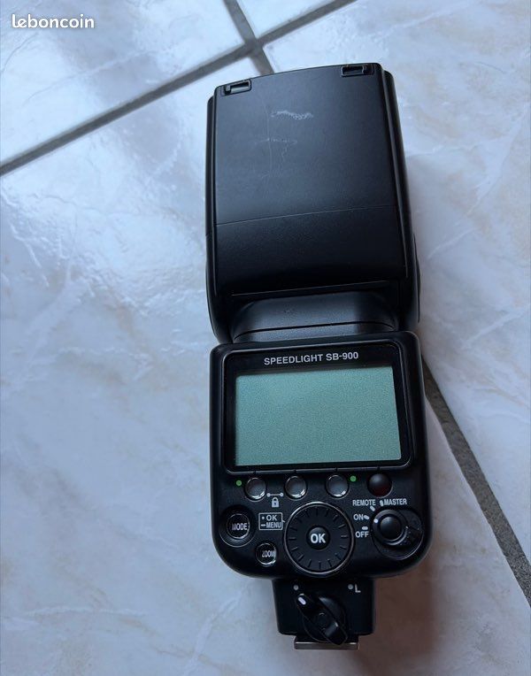 Vends Nikon FM2 argentique + objectifs + flash + sacoche sur Gens de