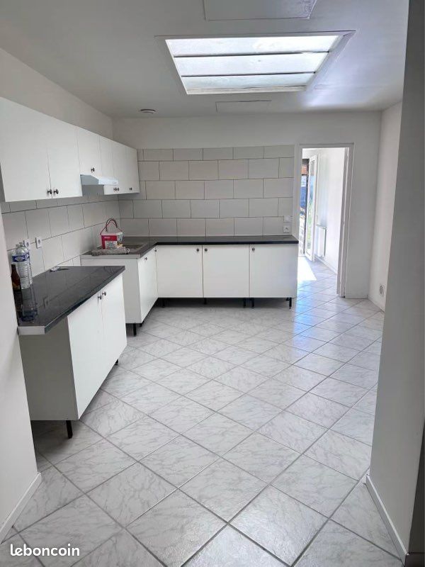 Maison 4 pièces 104 m² · à Bruay-sur-l'Escaut · 104 m² · 850 €