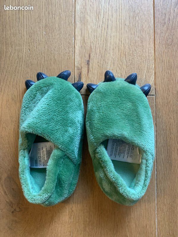 Chausson Enfant Peluche Dinosaure Chausson Patte De Dinosaure