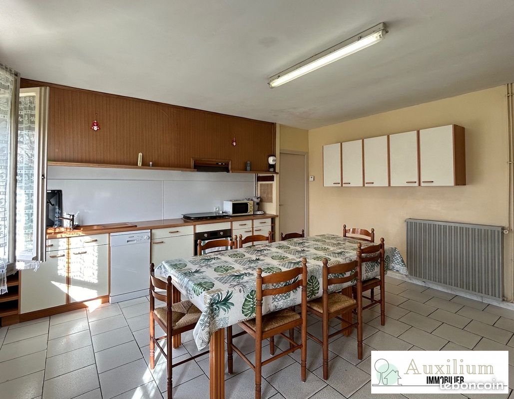 Maison 6 pièces 133 m² - Pugnac 33710 (image principale 3)