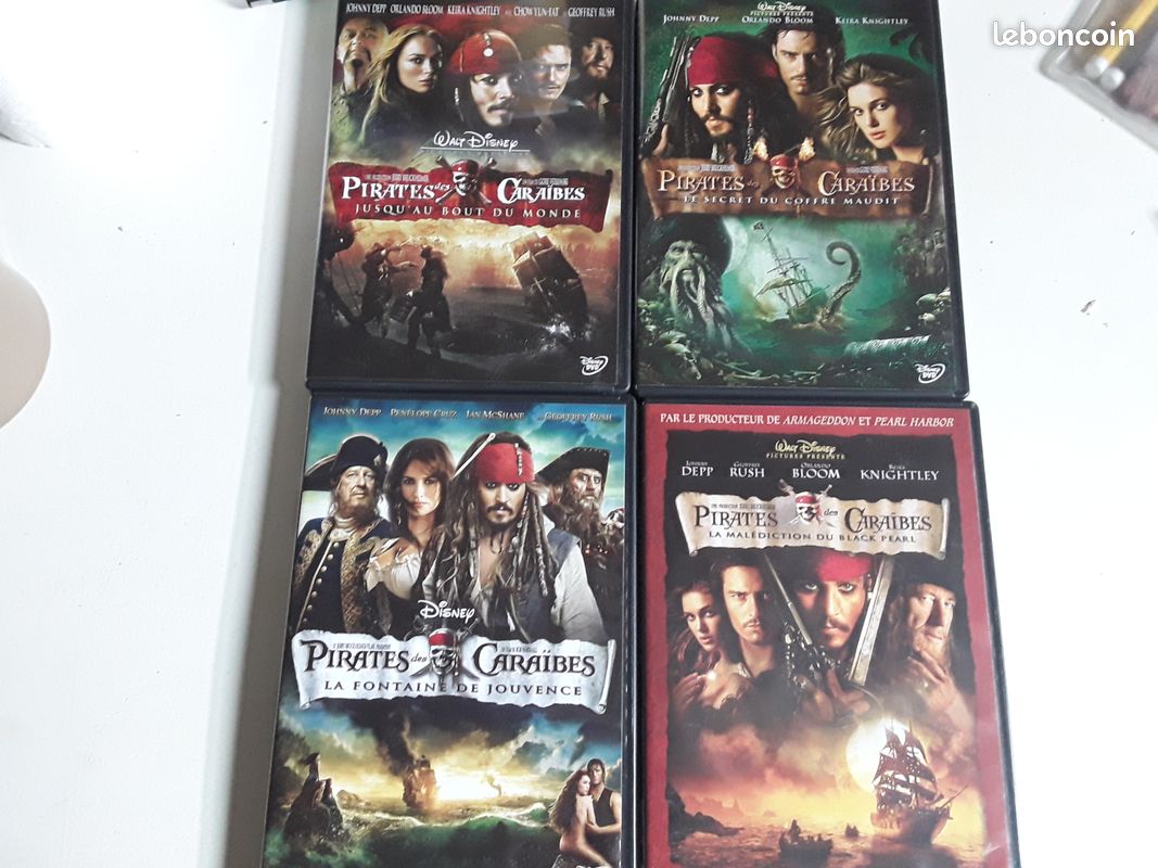 Pirates des Caraïbes 4 films (image 1)