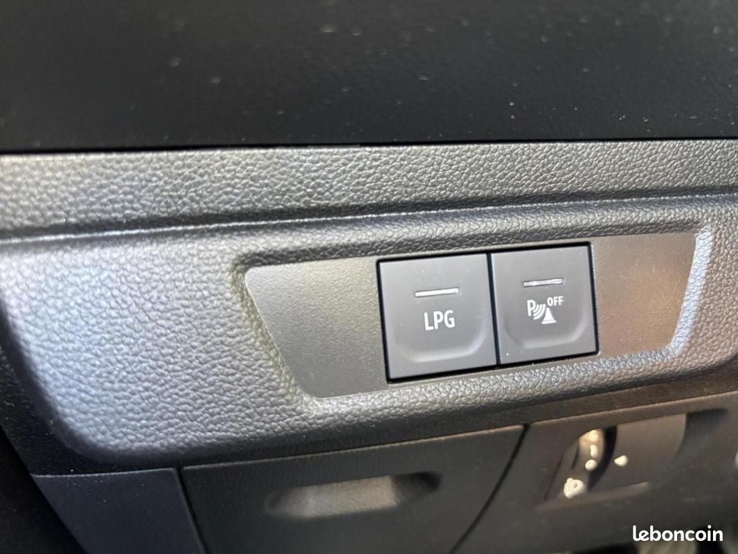 Dacia Sandero ECO-G 100 Expression (image 23)