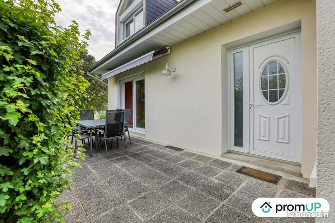 Maison 7 pièces 252 m²