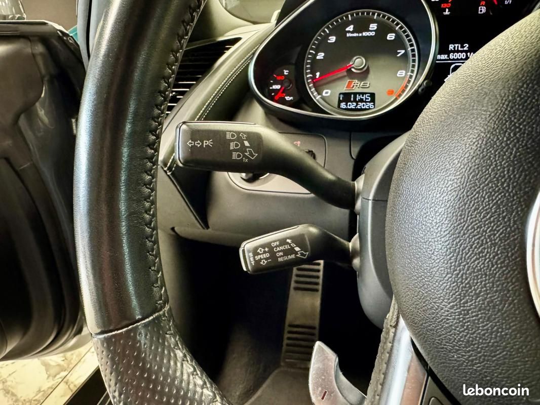 Audi R8 Coupé (2) 4.2 V8 FSI 430 S tronic 7 (image 23)