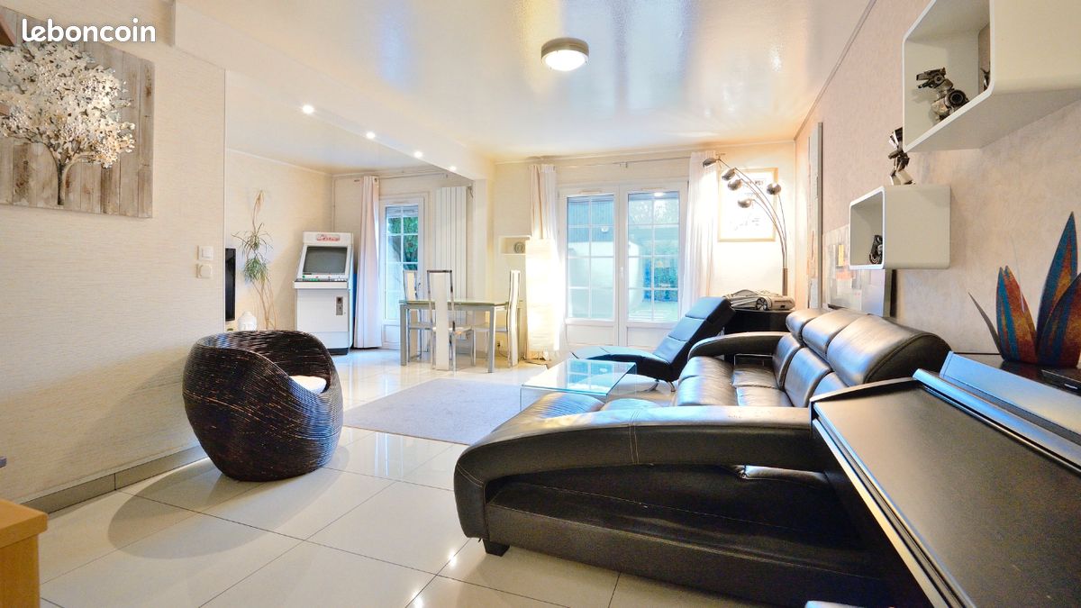 Maison 5 pièces 98 m² · à La Queue-en-Brie · 98 m² · 299 900 €