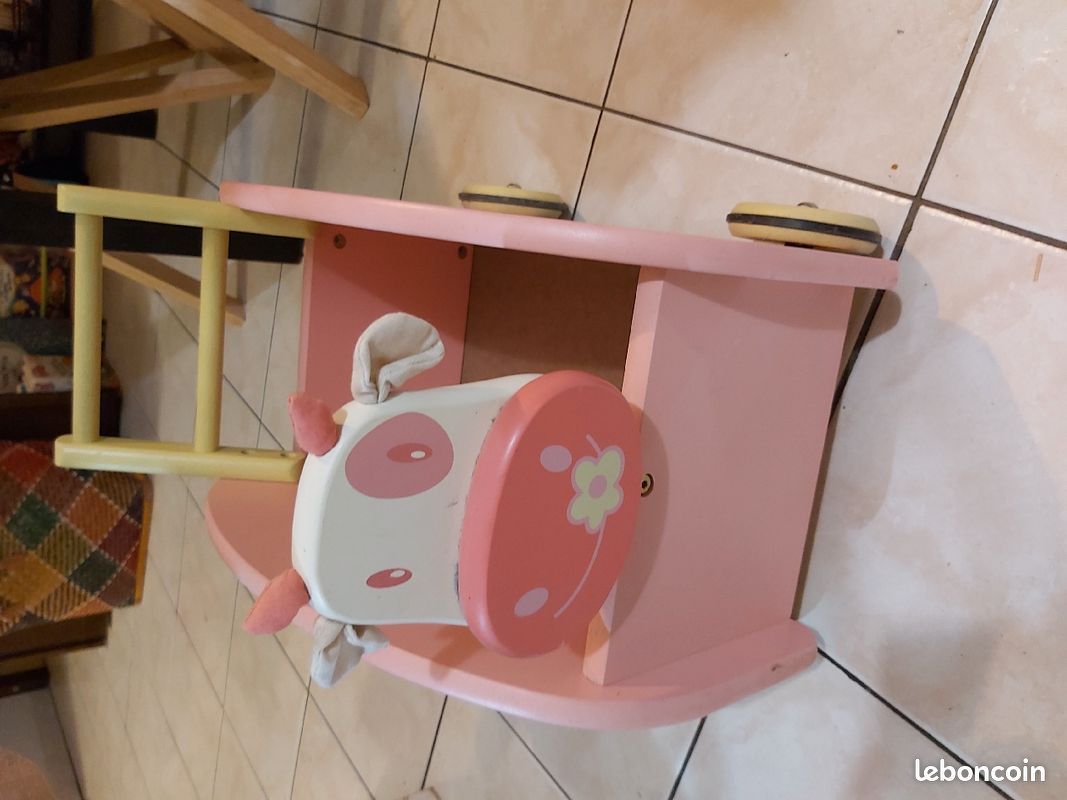 Chariot jouet enfant en bois (image 1)