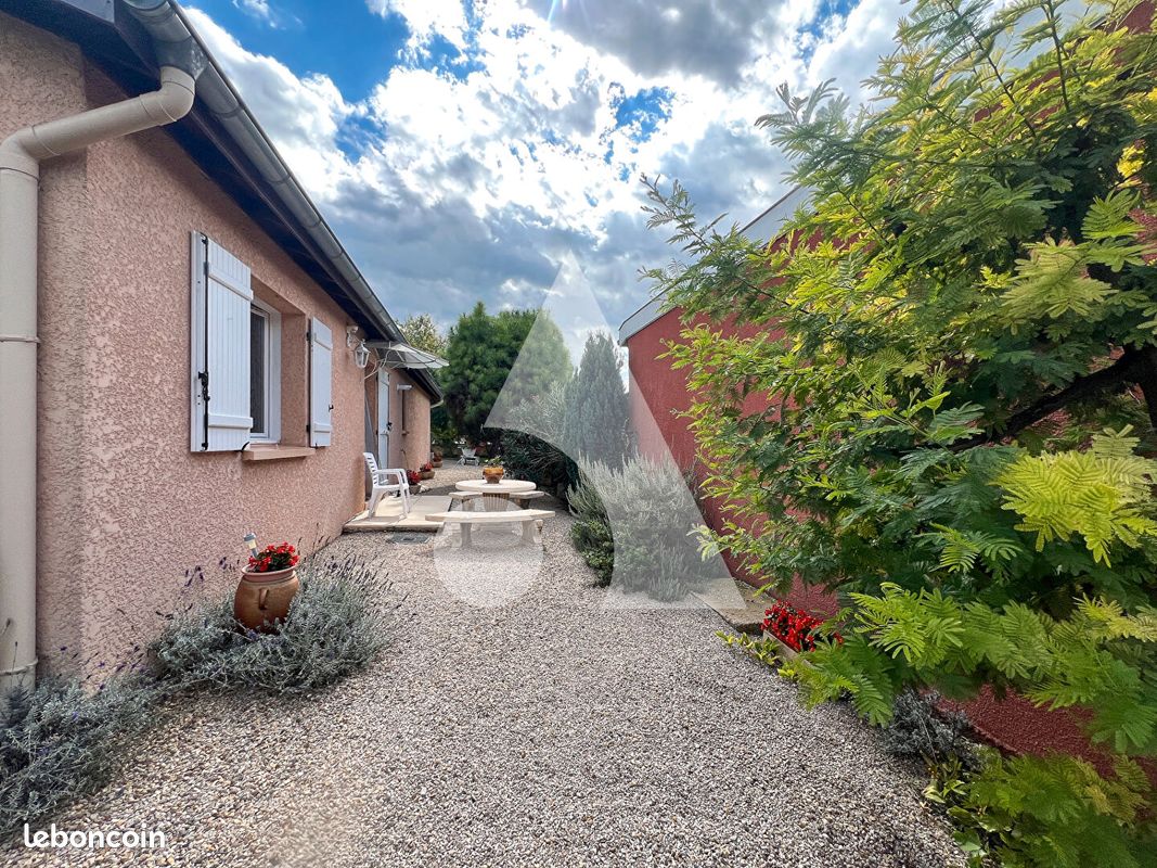 Maison 4 pièces 84 m² · à Villefranche-sur-Saône · 84 m² · 275 000 €