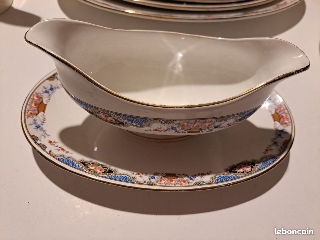 Service ancien Digoin 71 pièces (image 9)
