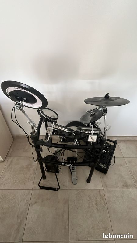 Batterie Roland set complet excellent état (image 1)