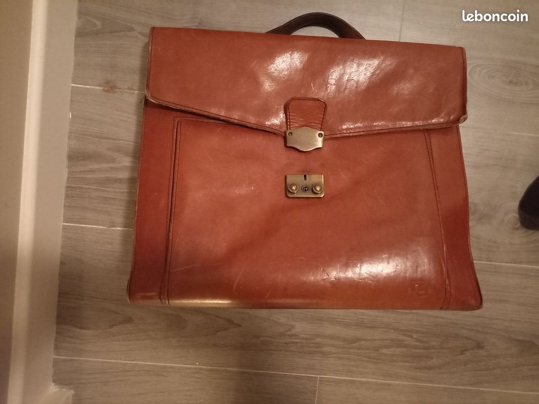 Cartable cuir (image 1)