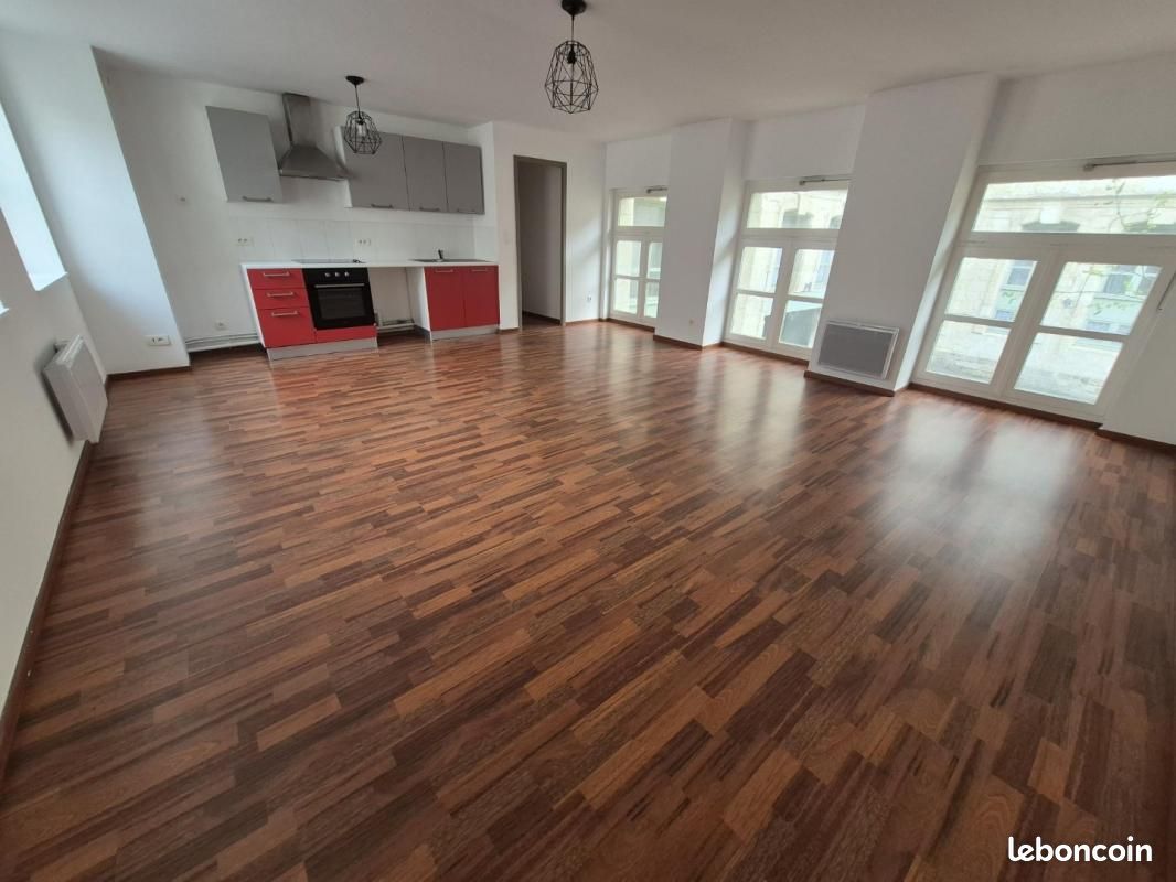 Appartement 3 pièces 79 m² · à Cambrai · 79 m² · 660 €