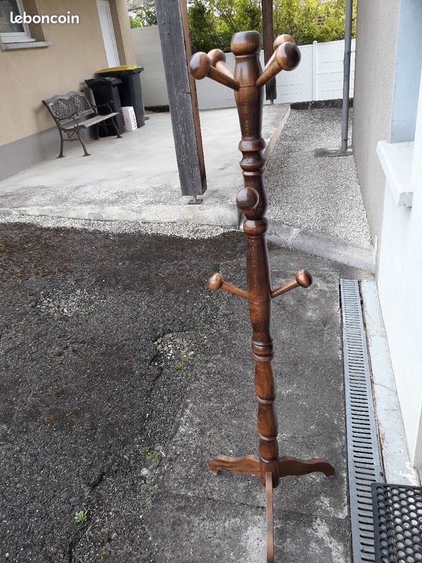 Vends porte vêtements bois (image 1)