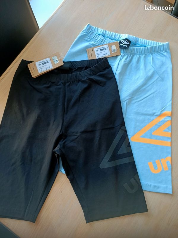 Lot shorts Umbro taille S neufs Sport Plein air