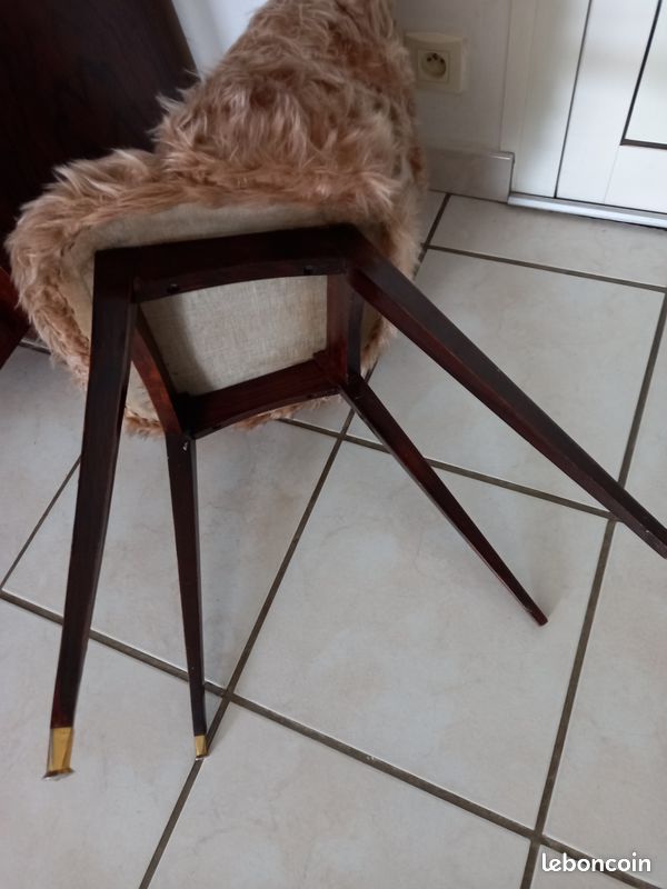 Chaise de chambre (image 1)