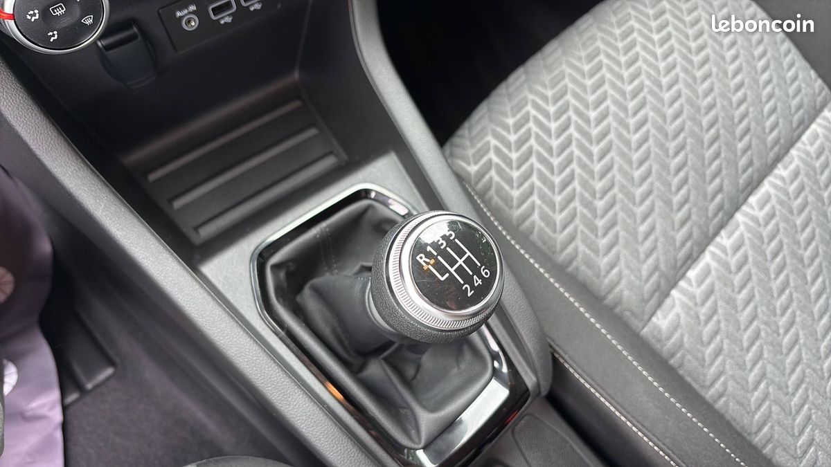 Renault clio tce 90 evolution (image 6)