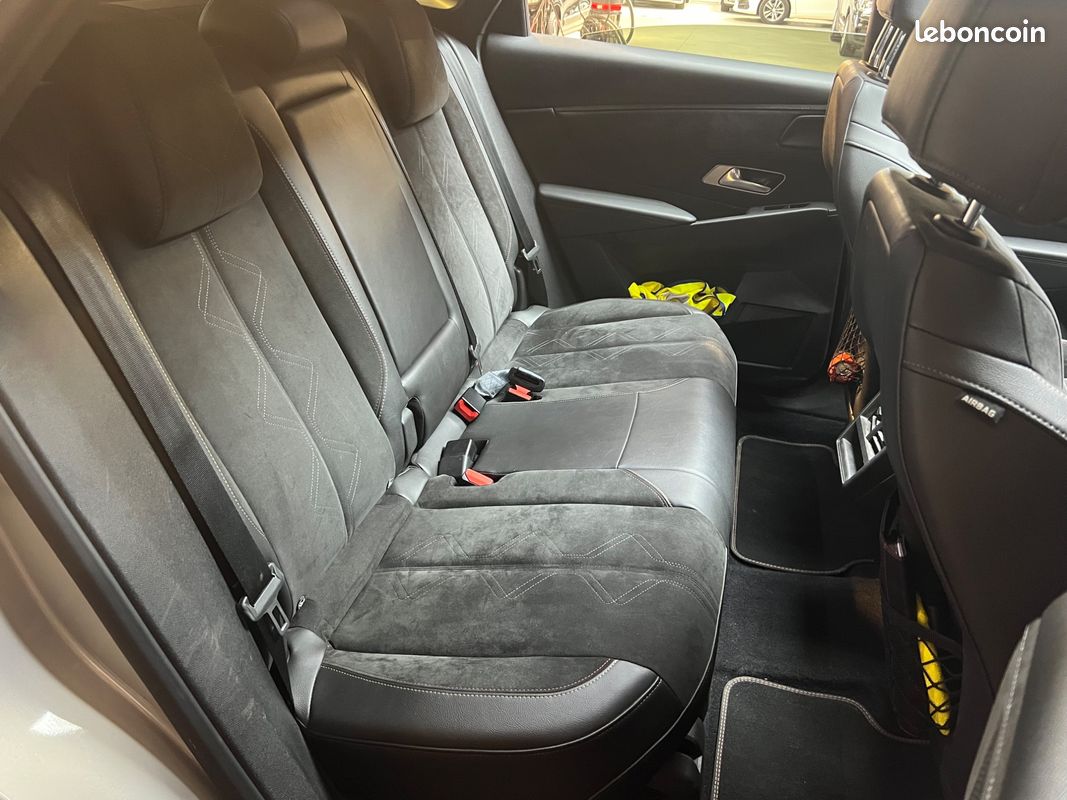 DS DS 7 CROSSBACK 1.2 PURETECH 130Ch PERFORMANCE LINE BVA (image 21)